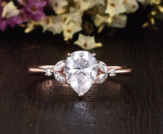 0.75CT Pear Cluster Moissanite Diamond Engagement Ring