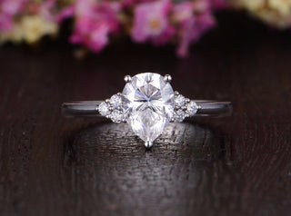 0.75CT Pear Shape Cluster Moissanite Diamond Engagement Ring