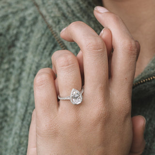 Bague de fiançailles en diamants pavés en moissanite avec halo en forme de poire de 1,93 ct pour femme