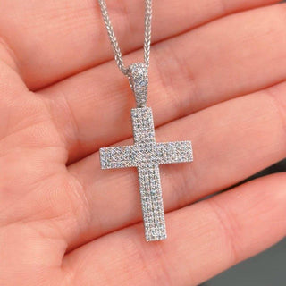 0.56 TCW Round Moissanite Cross Necklace