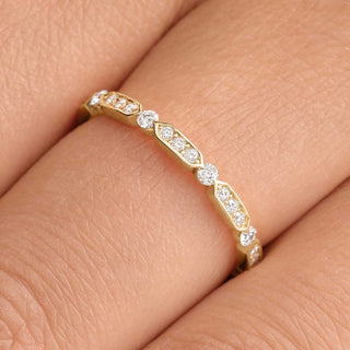 0.30 CT Round Shaped Moissanite Minimalist Wedding Band