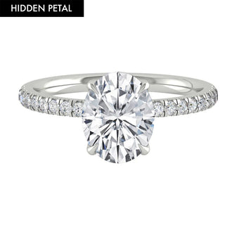 Bague de fiançailles en moissanite à taille ovale et sertissage pavé de 1,91 ct