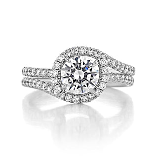 Bague de fiançailles solitaire en moissanite à 4 griffes et halo à taille ronde de 1,28 ct 