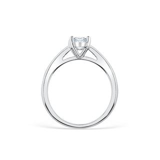 Bague de fiançailles solitaire en moissanite de forme ovale de 1,33 ct