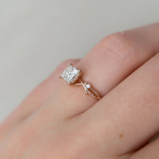 Bague de fiançailles en forme de princesse avec sertissage en brindille de 1,50 à 3,50 carats