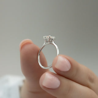 1.0 -3.0 Carat Shape Princess Cluster-Setting Engagement Ring