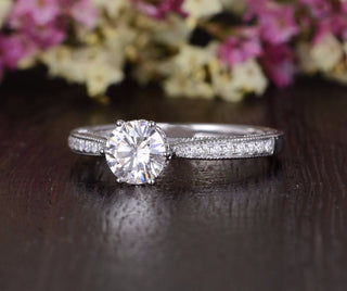 1.35CT Round Cut Solitaire Moissanite Diamond Engagement Ring