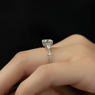 Anillo de compromiso con halo oculto y diamantes de talla redonda CVD de 2,0 a 4,0 quilates