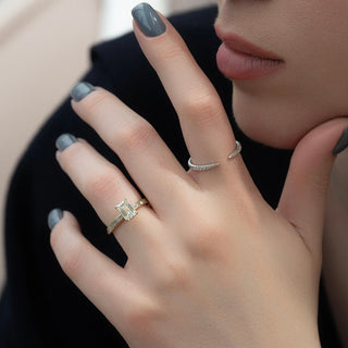 Bague de fiançailles avec halo caché et pavé de diamants CVD taille émeraude de 2,0 à 4,0 carats