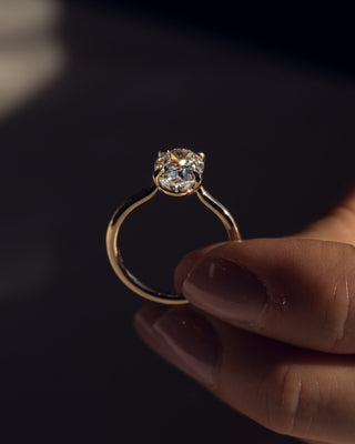 Bague de fiançailles solitaire en diamant ovale CVD de 1,0 à 3,72 ct