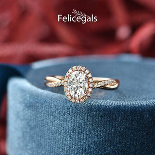 Bague de fiançailles halo en moissanite de forme ovale de 1,33 ct