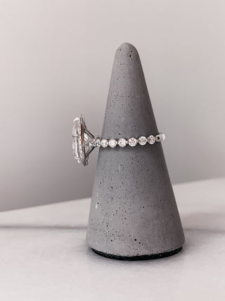 Bague de fiançailles avec halo de diamants en moissanite et pavé de bulles de 2,0 ct