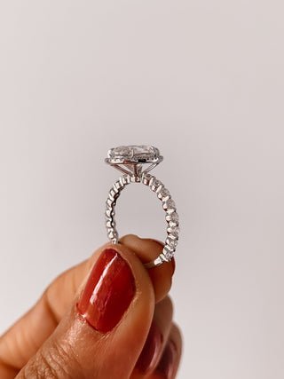 Bague de fiançailles avec halo de diamants en moissanite et pavé de bulles de 2,0 ct