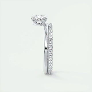 Anillo de compromiso solitario con diamante ovalado F-VS1 de 1,5 ct