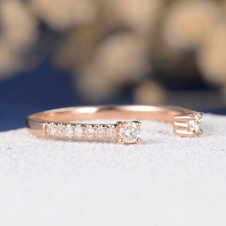 Round Brilliant Cut Open Setting Wedding Band