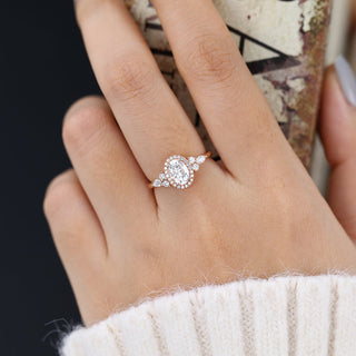 0.84 CT Oval Shaped Moissanite Halo Engagement Ring