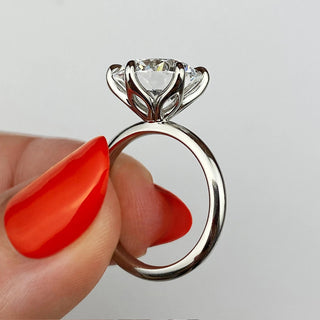 Anillo de compromiso solitario con diamante redondo F-VS1 de 1,50 CT-3,50 CT