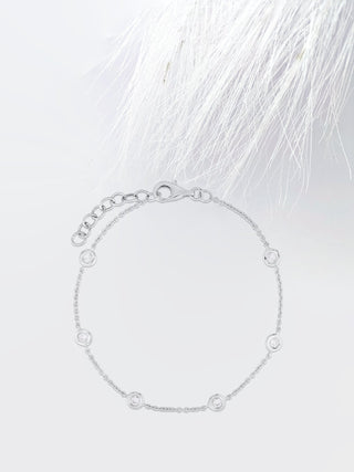 Pulsera de diamantes de tenis y moissanita con bisel de corte redondo de 0,11 ct para mujer