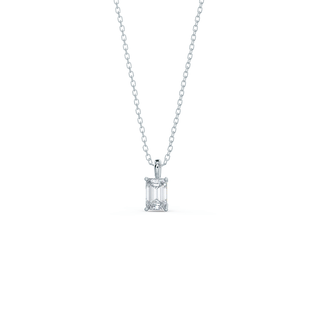 Collier à superposer avec diamants et moissanite solitaire taille émeraude