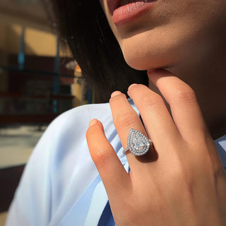 Bague de fiançailles avec halo double en moissanite en forme de poire de 0,75 ct