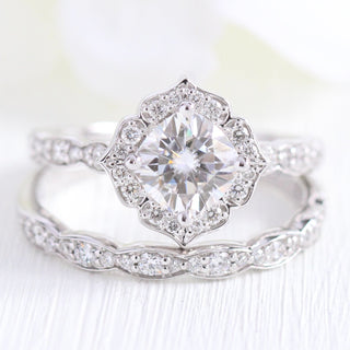 Bague de fiançailles de mariée halo en moissanite taille coussin de 0,75 ct 