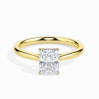 Bague de fiançailles avec un diamant solitaire de 1 ct à taille radiante F-VS cultivé en laboratoire 