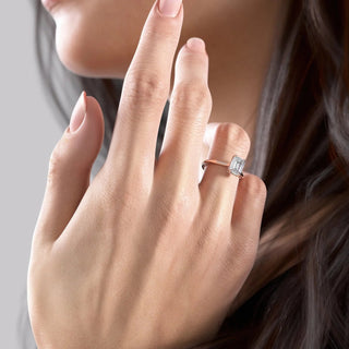 Bague de fiançailles avec halo caché en diamant CVD taille émeraude de 1,0 à 3,0 ct