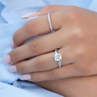 Bague de fiançailles avec diamant taille coussin CVD de 2,0 à 3,0 ct