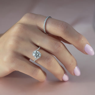 Bague de fiançailles avec diamants taille ronde CVD de 1,0 à 3,0 ct sertis en dérivation