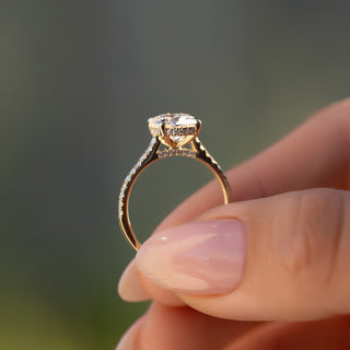 Bague de fiançailles avec diamants taille ronde CVD de 2,0 à 4,0 ct sertis pavé et halo caché