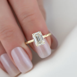 Bague de fiançailles avec diamant solitaire CVD taille émeraude de 1,50 à 2,50 ct