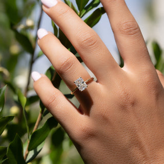 Anillo de compromiso solitario con diamante CVD de talla radiante de 2,0 a 4,0 quilates