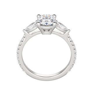 Bague de fiançailles à trois pierres en moissanite taille ovale de 2,10 ct 