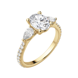 Bague de fiançailles à trois pierres en moissanite taille ovale de 2,10 ct 