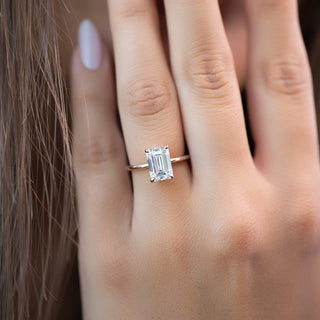 Bague de fiançailles avec diamant solitaire CVD taille émeraude de 2,0 à 3,0 ct