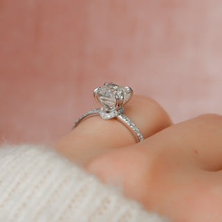 Bague de fiançailles avec halo caché et pavé de diamants CVD taille coussin de 1,50 à 3,50 ct