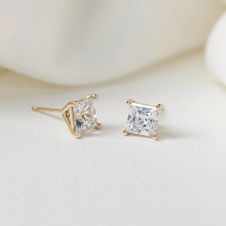 Boucles d'oreilles à tige en diamant taille princesse et moissanite pour femmes 