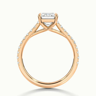 Bague de fiançailles en moissanite pavée de diamants taille émeraude de 1,50 ct