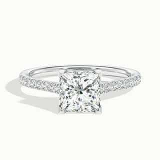 Bague de fiançailles en moissanite pavée de diamants taille princesse de 1,50 ct