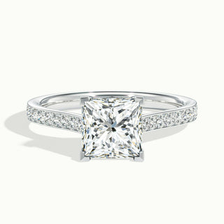 Bague de fiançailles en moissanite pavée de diamants taille princesse de 1,50 ct