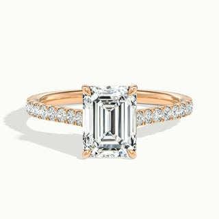 Anillo de compromiso con diamantes de moissanita pavé de talla esmeralda de 1,0 ct