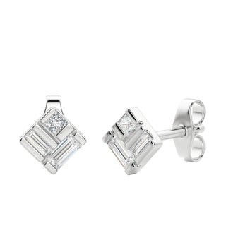 Boucles d'oreilles à tige en moissanite taille princesse et baguette droite 0,40 TCW