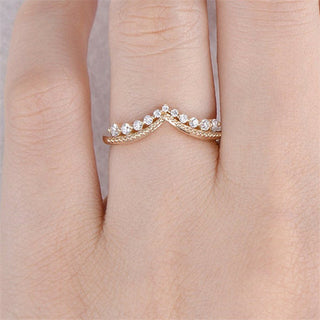 Round Brilliant Cut Half Eternity Curved Wedding Band