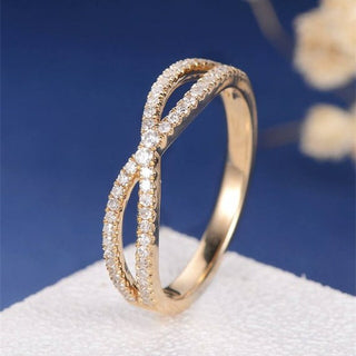 Round Brilliant Cut Split Shank Wedding Band