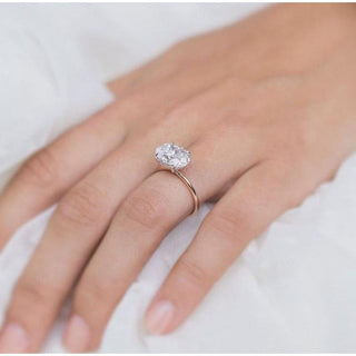 Bague de fiançailles avec solitaire ovale en moissanite de 4,0 ct