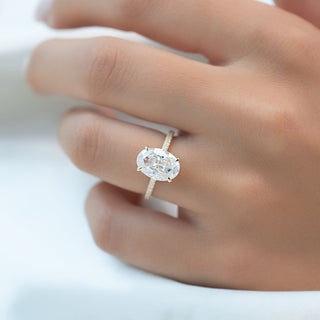 Bague de fiançailles avec halo caché et pavé de diamants CVD taille ovale de 1,50 à 3,50 ct