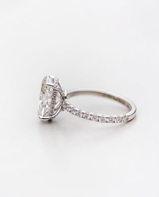 Bague de fiançailles solitaire en moissanite à taille ovale de 5,0 ct