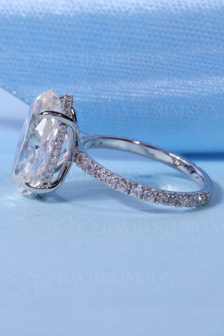 Bague de fiançailles en moissanite à halo caché de taille ovale de 2,0 à 4,0 ct