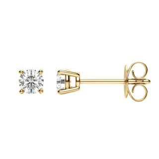 Boucles d'oreilles à tige solitaire en moissanite à taille ronde de 0,50 TCW à 1,0 TCW