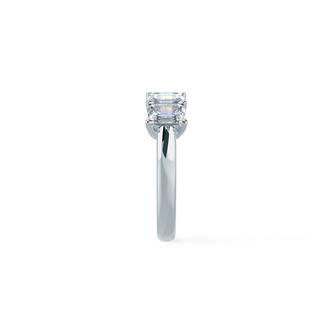 Alliance de mariage à cinq pierres en moissanite taille émeraude de 1,0 ct 